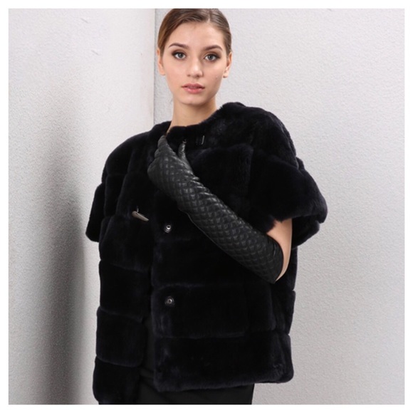 Leather Quilted Cashmere The Lauren Gloves - Picture 6 of 8